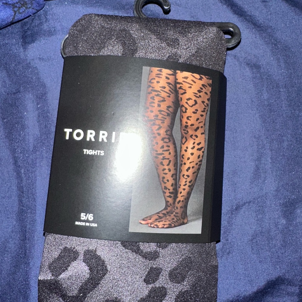 Torrid Black Cheetah Print Tights 5/6